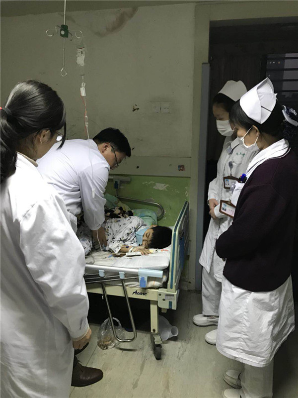 齐鲁医院跨年夜里的温情坚守与温馨相伴——山东大学齐鲁医院跨年夜图片集锦