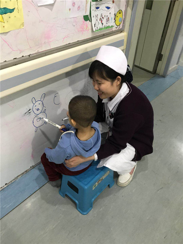 齐鲁医院跨年夜里的温情坚守与温馨相伴——山东大学齐鲁医院跨年夜图片集锦
