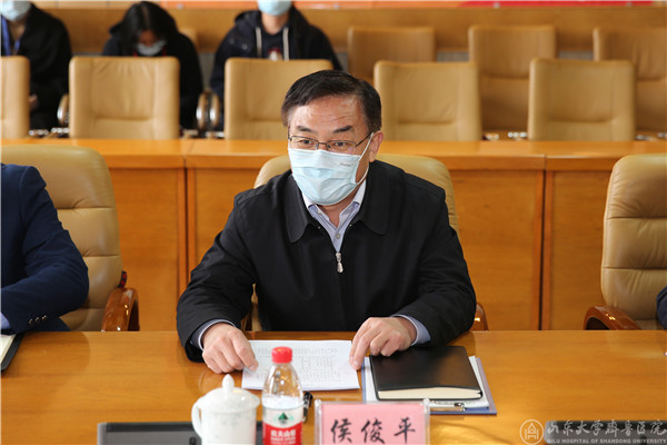 山东省卫生健康委党组成员、副主任马立新一行来院调研指导