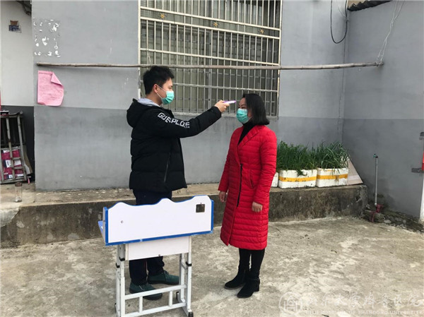 青春的答卷,写在抗疫一线